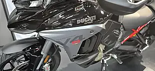 Used 2026 Ducati Multistrada V4 S Travel & Radar Thrilling Black - Interior and Exterior details 9