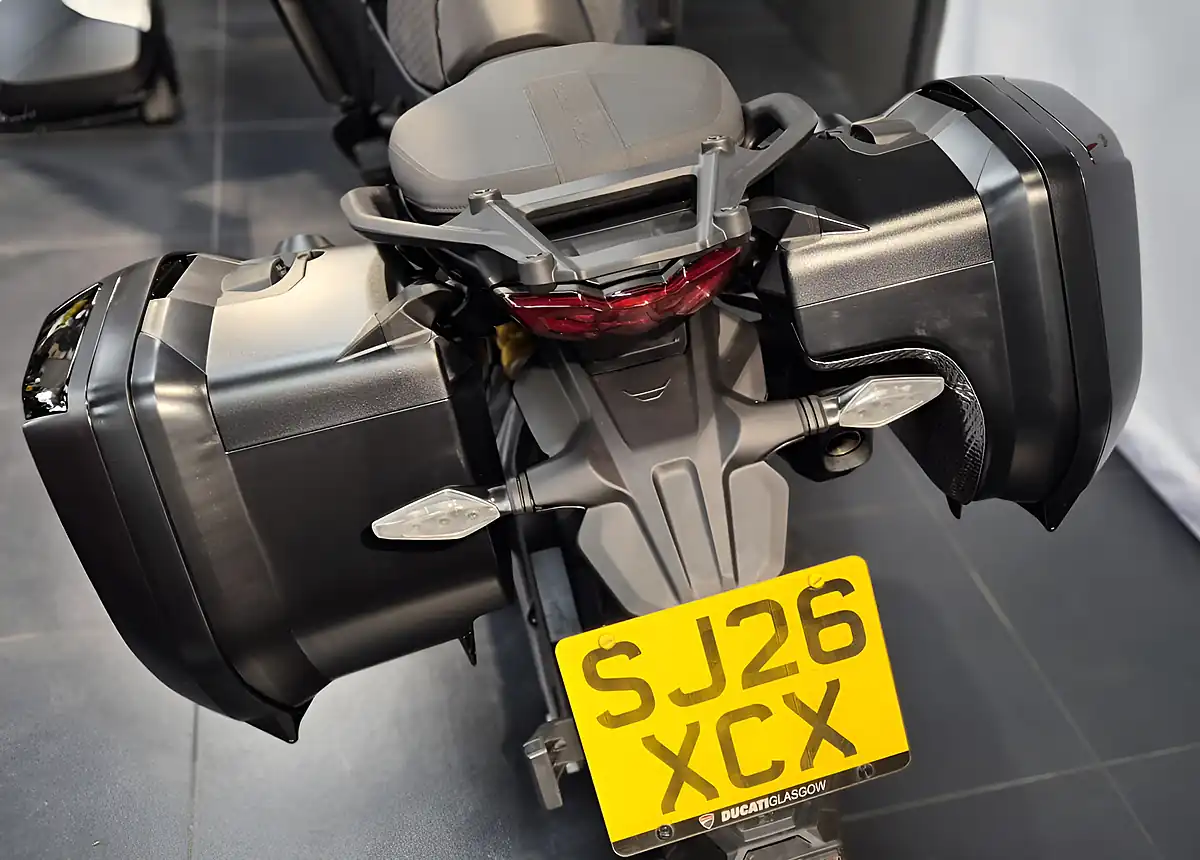 Used 2026 Ducati Multistrada V4S Travel & Radar Thrilling Black - Interior and Exterior details 16