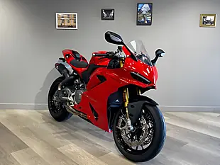 Used 2026 Ducati Panigale V2 S - Interior and Exterior details 3