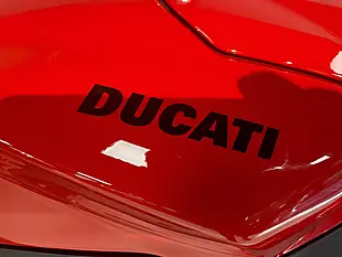 Used 2026 Ducati Panigale V2 S - Interior and Exterior details 8