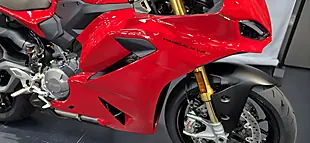 Used 2026 Ducati Panigale V2 S - Interior and Exterior details 15