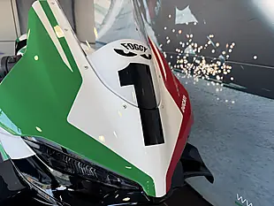Used 2026 Ducati Panigale V4 Foggy Tributo Tricolore - Interior and Exterior details 3