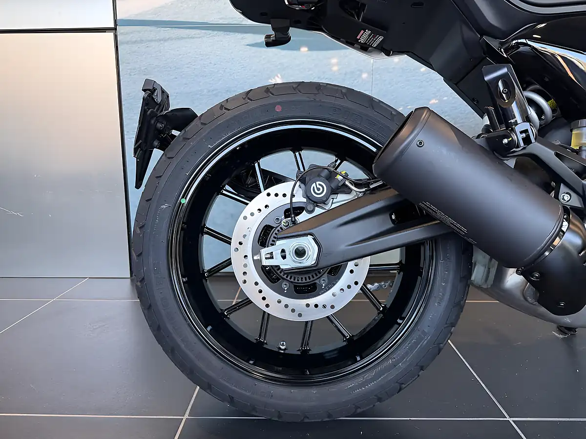 Used 2026 Ducati Scrambler 10th Anniversario Rizoma Edition Metal Rose - Interior and Exterior details 2