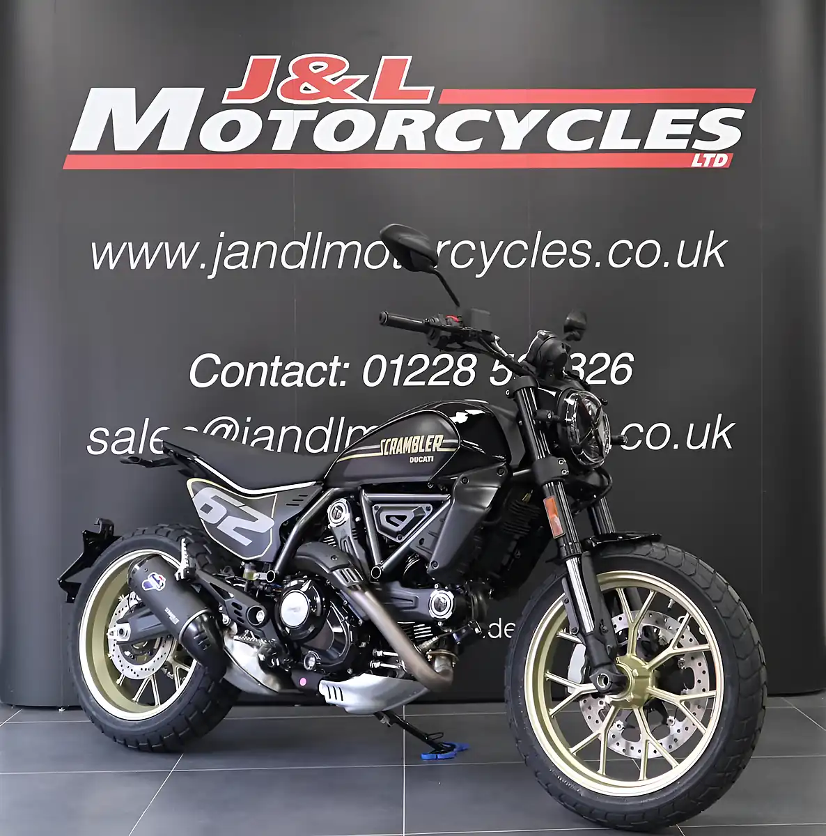 Used 2026 Ducati Scrambler Full Throttle Black - Interior and Exterior details 3