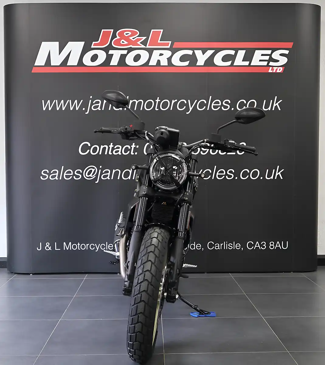 Used 2026 Ducati Scrambler Full Throttle Black - Interior and Exterior details 4