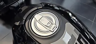 Used 2026 Ducati Scrambler Full Throttle - Interior and Exterior details 11