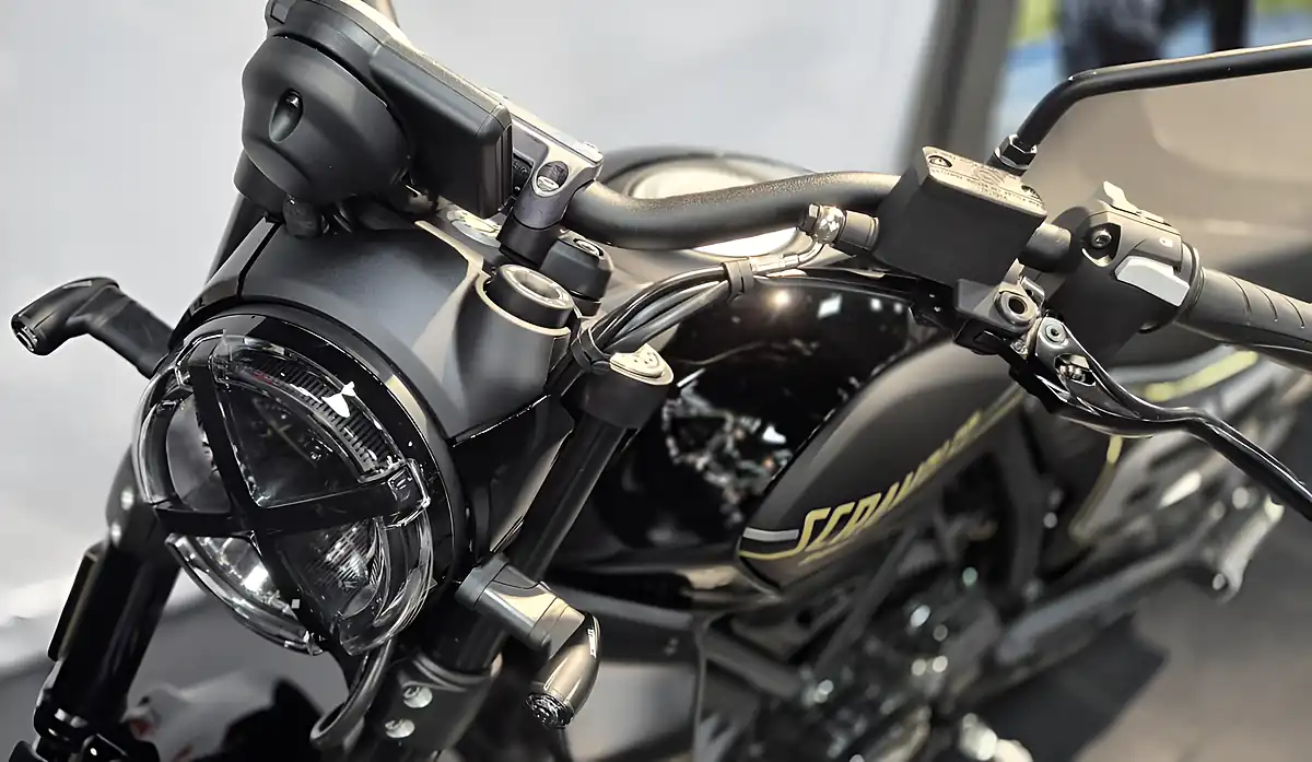 Used 2026 Ducati Scrambler Full Throttle - Interior and Exterior details 12