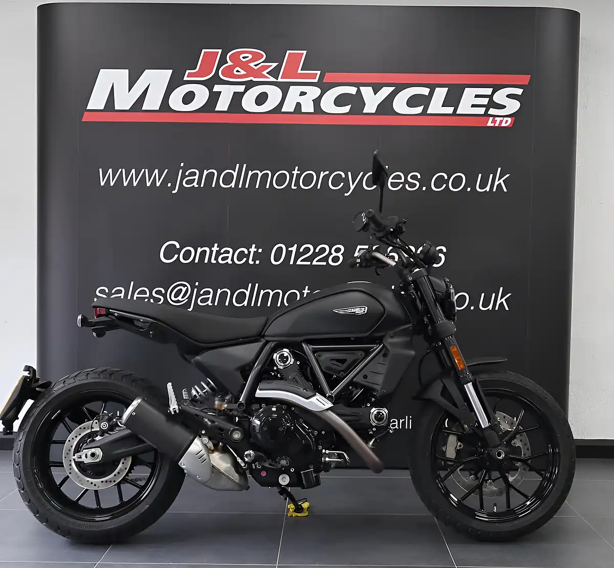 Used 2026 Ducati Scrambler Icon Dark Black - Front View