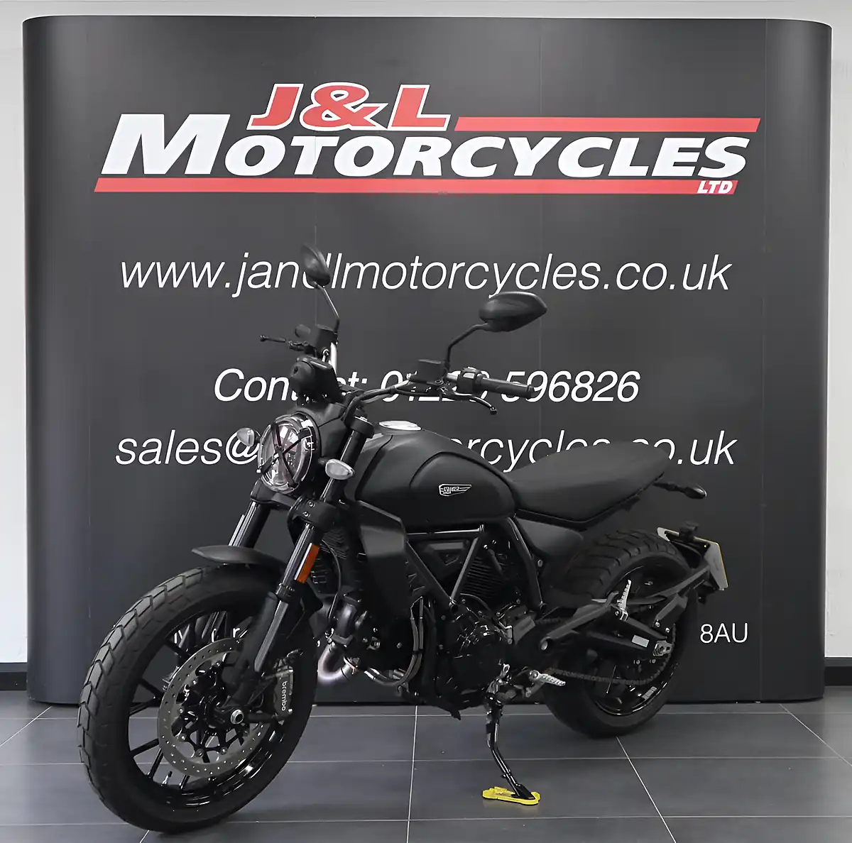 Used 2026 Ducati Scrambler Icon Dark Black - Interior and Exterior details 5