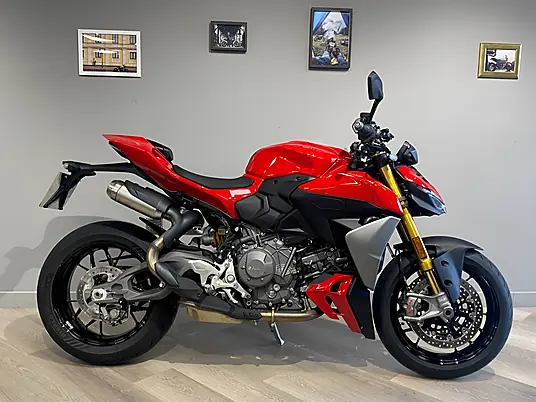 2026 Ducati Streetfighter V2S