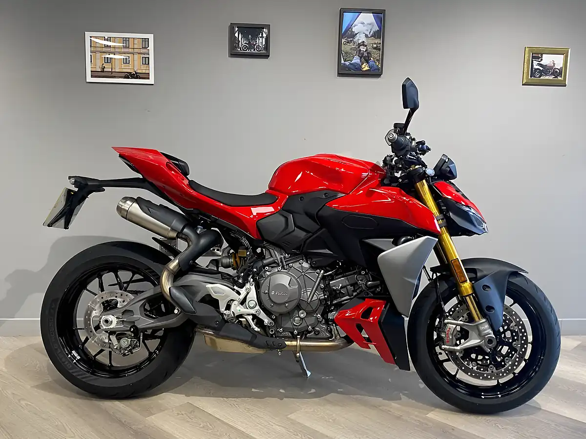 Used 2026 Ducati Streetfighter S - Front View