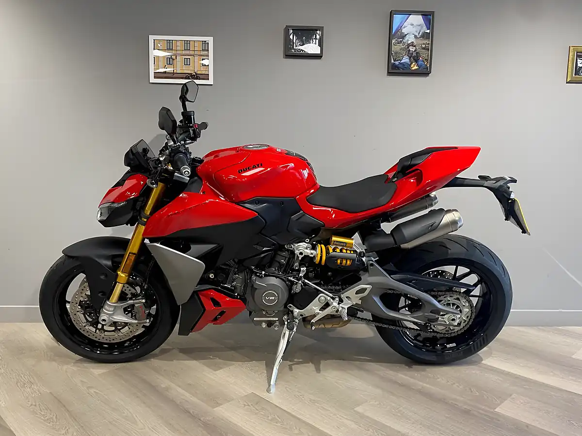 Used 2026 Ducati Streetfighter S - Interior and Exterior details 2