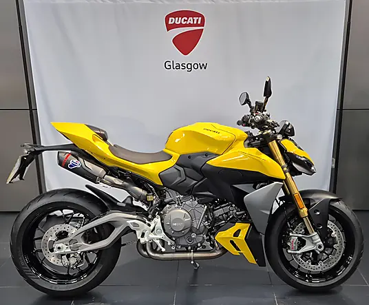 2026 Ducati Streetfighter V2 S