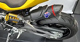 Used 2026 Ducati Streetfighter V2 S Giallo Yellow - Interior and Exterior details 11