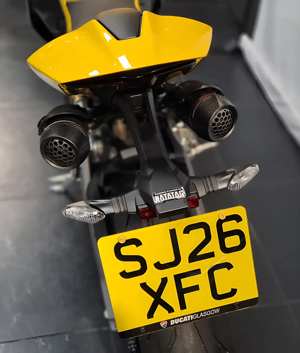 Used 2026 Ducati Streetfighter V2 S Giallo Yellow - Interior and Exterior details 12