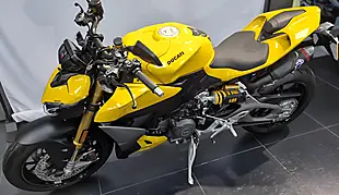Used 2026 Ducati Streetfighter V2 S Giallo Yellow - Interior and Exterior details 3