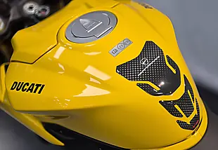Used 2026 Ducati Streetfighter V2 S Giallo Yellow - Interior and Exterior details 7