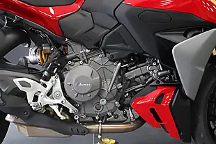 Used 2026 Ducati Streetfighter V2 S Red - Interior and Exterior details 8