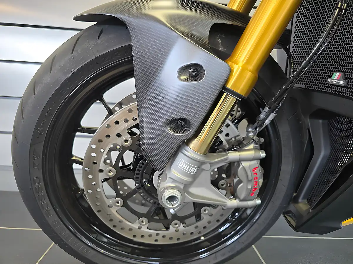 Used 2026 Ducati Streetfighter V2 S Yellow - Interior and Exterior details 19