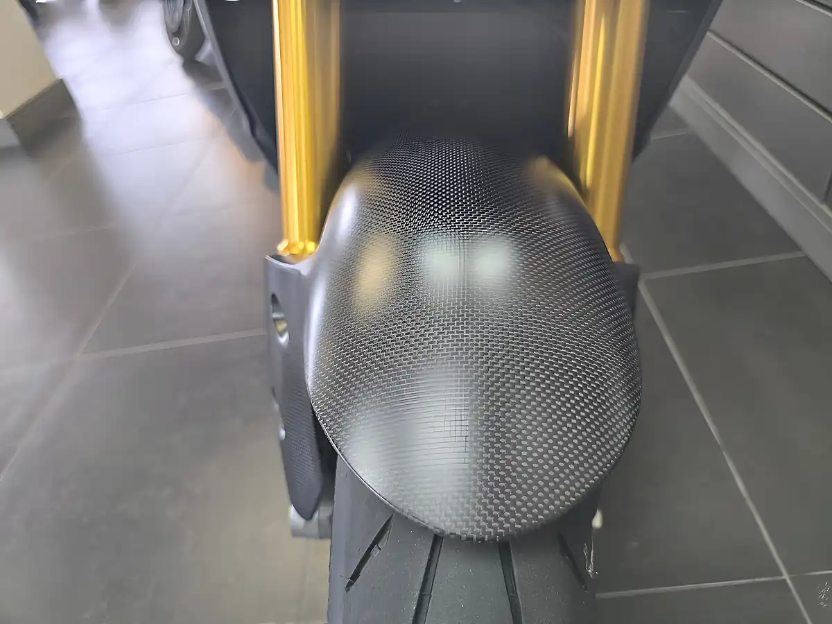 Used 2026 Ducati Streetfighter V2 S Yellow - Interior and Exterior details 6
