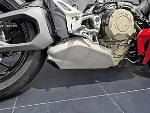 Used 2026 Ducati Streetfighter V4 - Interior and Exterior details 13
