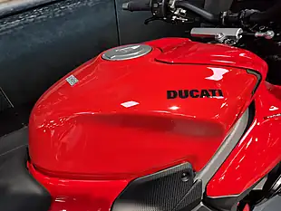 Used 2026 Ducati Streetfighter V4 - Interior and Exterior details 14