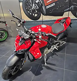 Used 2026 Ducati Streetfighter V4 - Interior and Exterior details 2