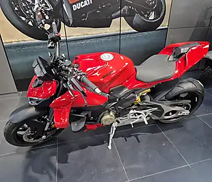 Used 2026 Ducati Streetfighter V4 - Interior and Exterior details 7