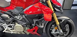 Used 2026 Ducati Streetfighter V4S - Interior and Exterior details 15