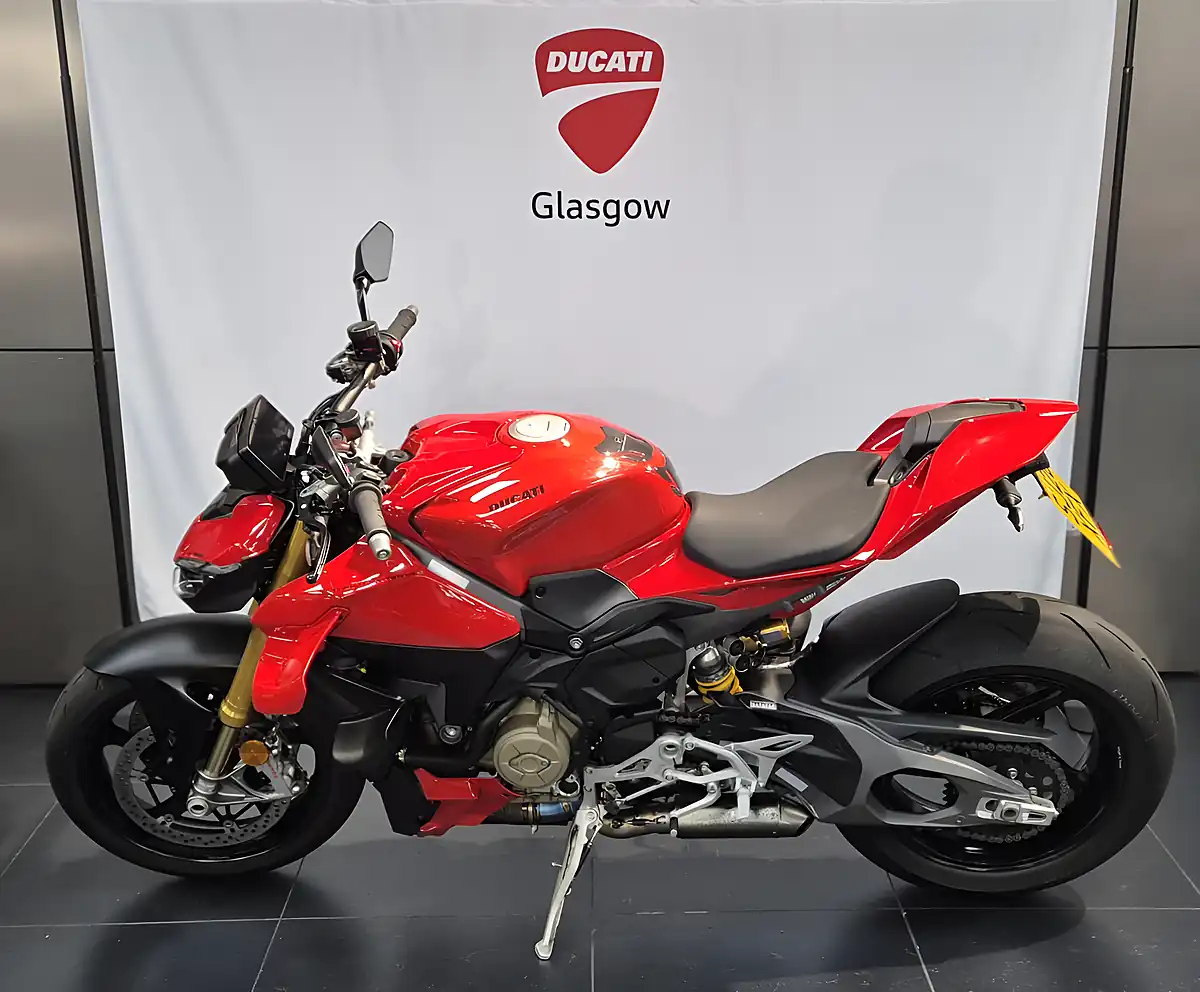 Used 2026 Ducati Streetfighter V4S - Interior and Exterior details 2