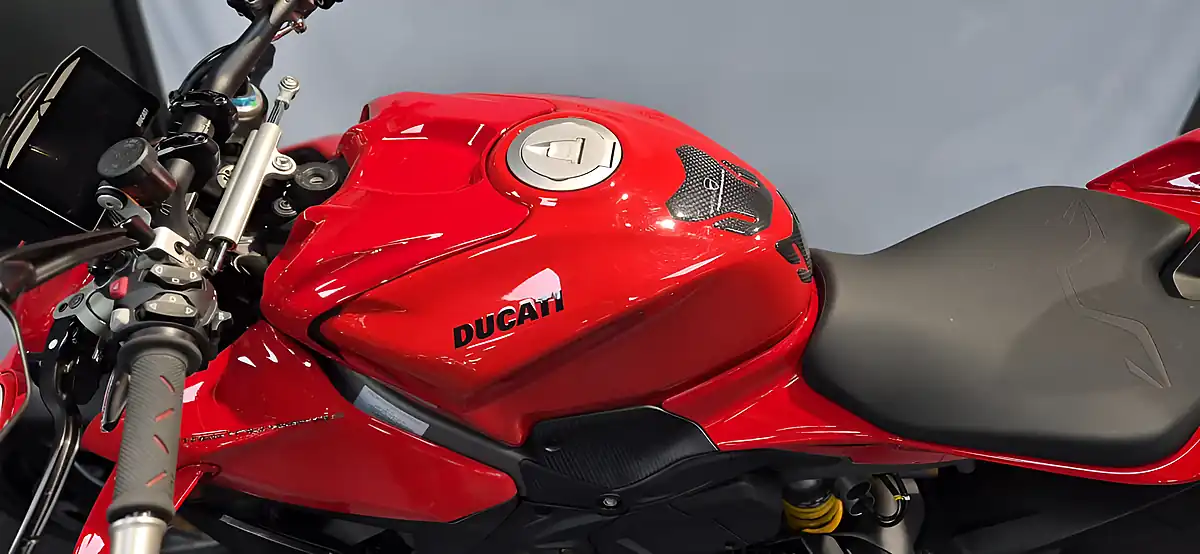 Used 2026 Ducati Streetfighter V4S - Interior and Exterior details 4