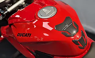 Used 2026 Ducati Streetfighter V4S - Interior and Exterior details 5