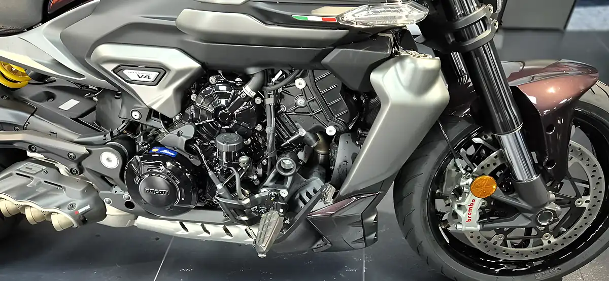 Used 2026 Ducati X-Diavel V4 Black Lava Black Lava - Interior and Exterior details 7