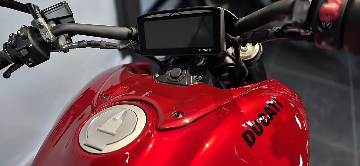 Used 2026 Ducati XDiavel Burning Red - Interior and Exterior details 10