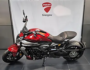 Used 2026 Ducati XDiavel Burning Red - Interior and Exterior details 13