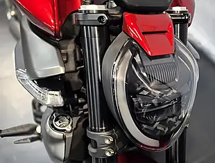 Used 2026 Ducati XDiavel Burning Red - Interior and Exterior details 8