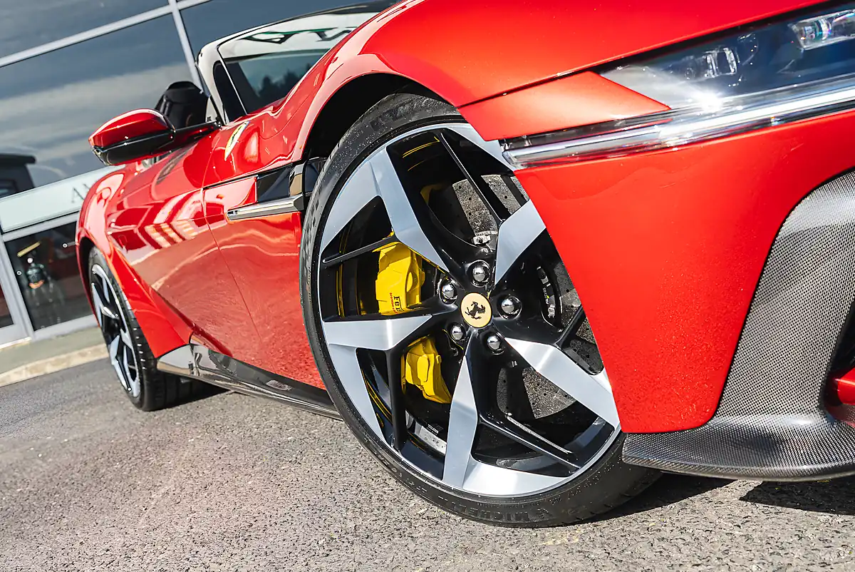 Used 2026 Ferrari 12Cilindri Spider Rosso Fuoco - Interior and Exterior details 10