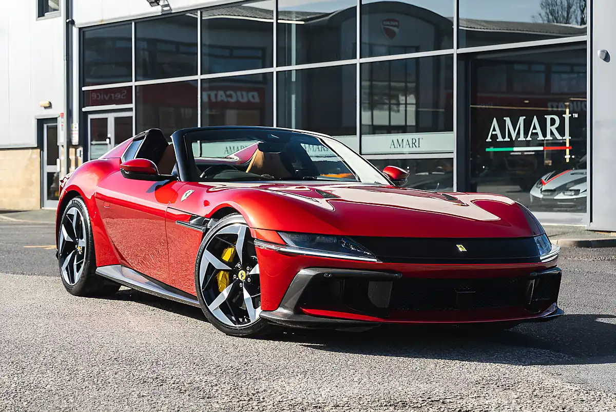 Used 2026 Ferrari 12Cilindri Spider Rosso Fuoco - Interior and Exterior details 12