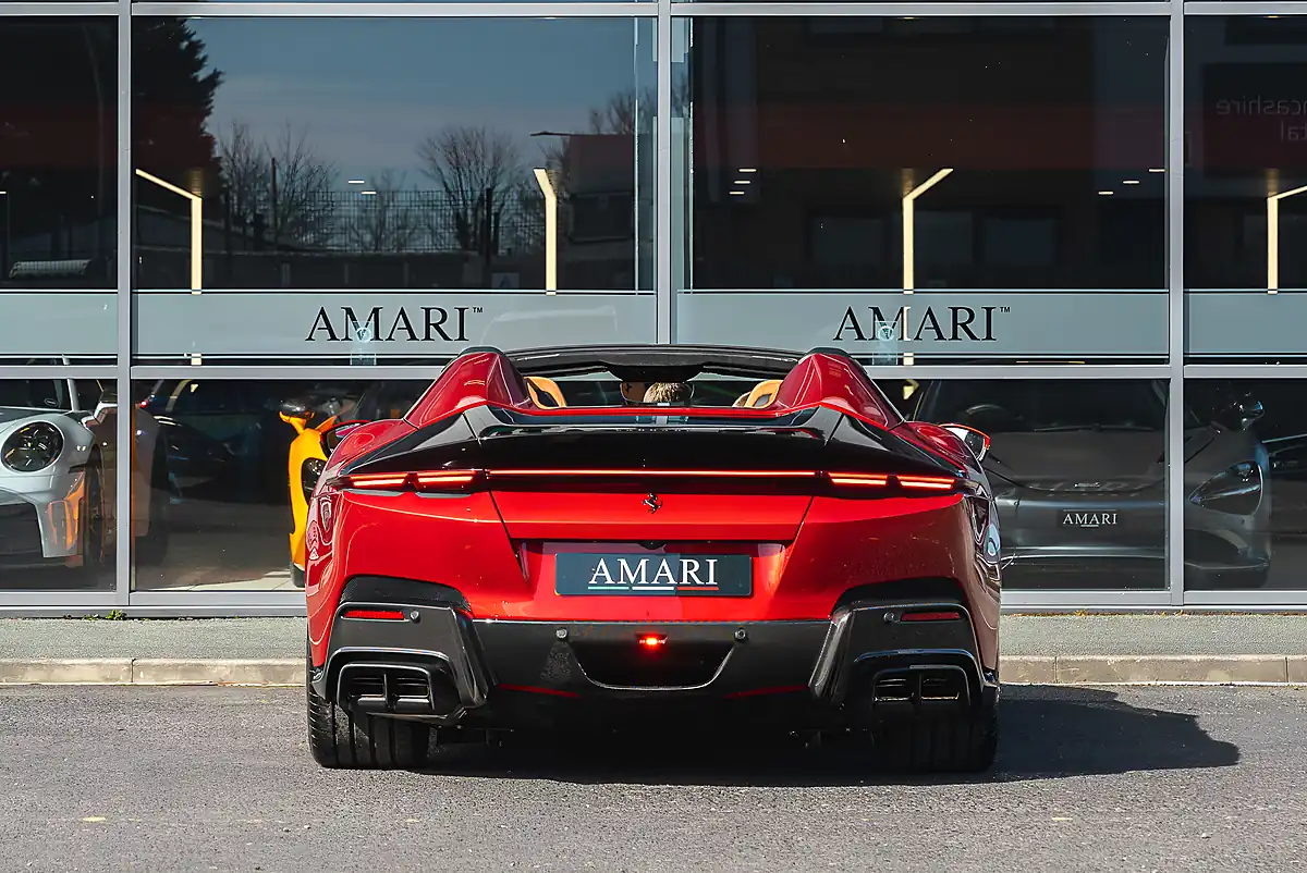 Used 2026 Ferrari 12Cilindri Spider Rosso Fuoco - Interior and Exterior details 3