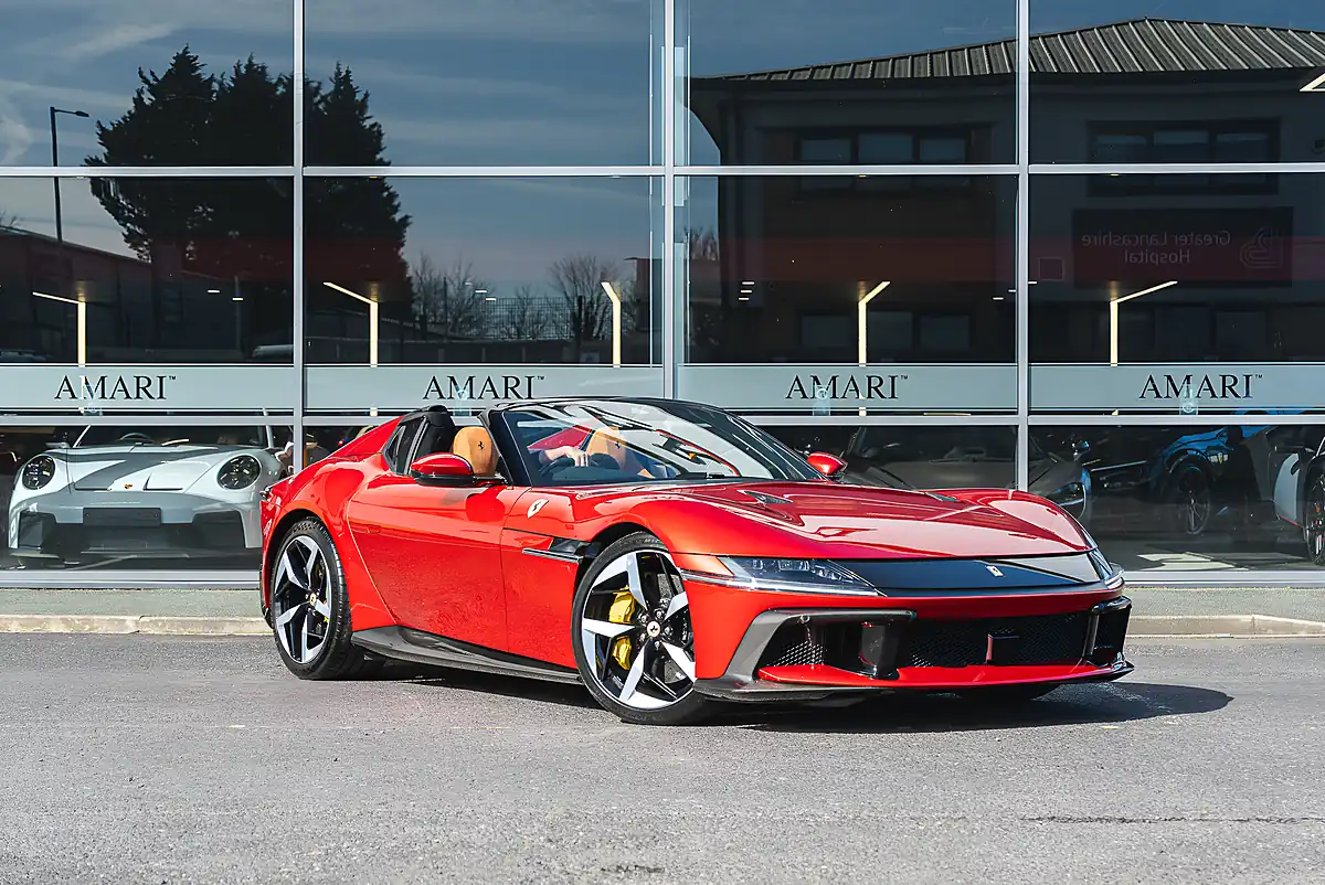 Used 2026 Ferrari 12Cilindri Spider Rosso Fuoco - Interior and Exterior details 8