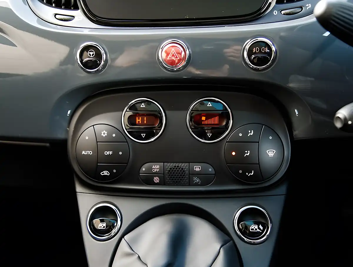 Used 2026 Fiat 500 Dolcevita Plus Grey - Interior and Exterior details 19