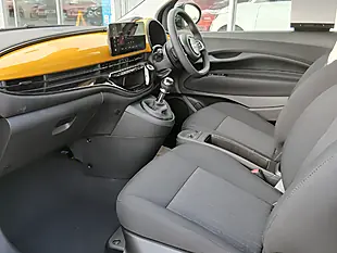 Used 2026 Fiat 500 Icon Yellow - Interior and Exterior details 15