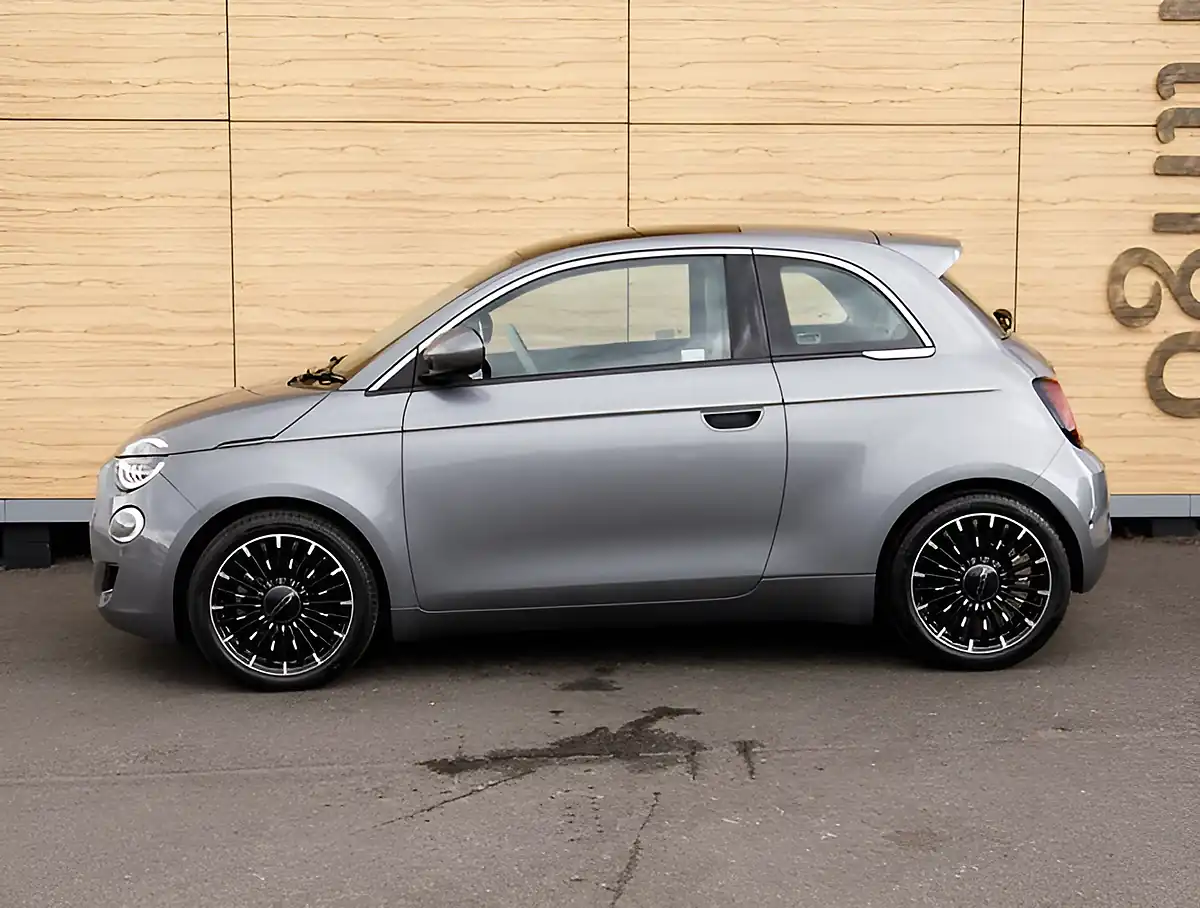 Used 2026 Fiat 500e La Prima Grey - Interior and Exterior details 11