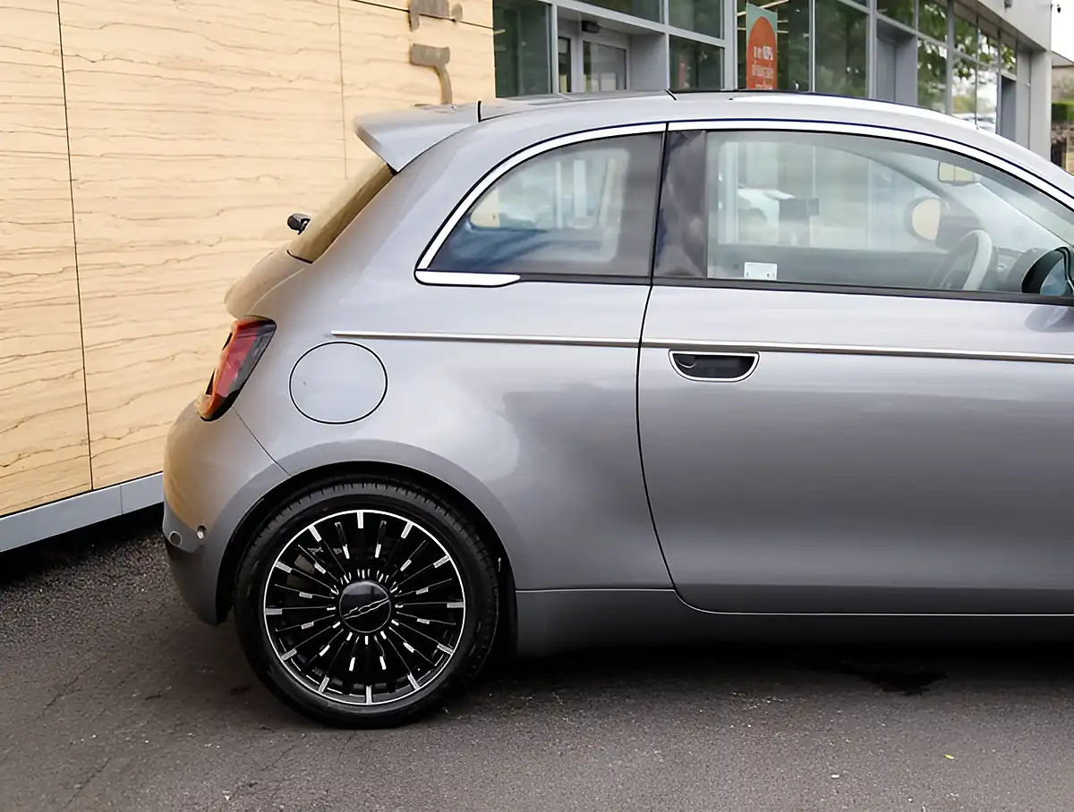 Used 2026 Fiat 500e La Prima Grey - Interior and Exterior details 7