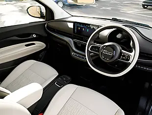 Used 2026 Fiat 500e La Prima Grey - Interior and Exterior details 4