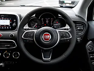 Used 2026 Fiat 500X Cross Techno Green - Interior and Exterior details 12