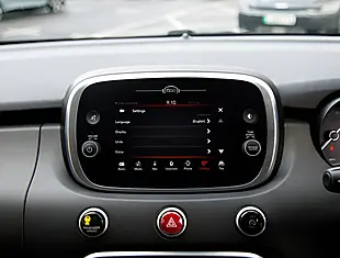 Used 2026 Fiat 500X Cross Techno Green - Interior and Exterior details 16