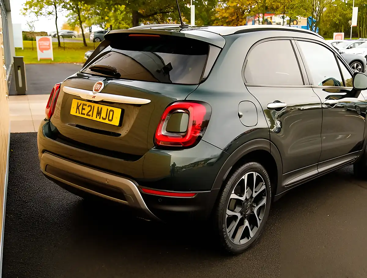 Used 2026 Fiat 500X Cross Techno Green - Interior and Exterior details 7