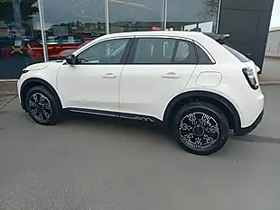 Used 2026 Fiat 600 5dr White - Interior and Exterior details 7