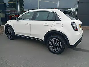 Used 2026 Fiat 600 5dr White - Interior and Exterior details 9